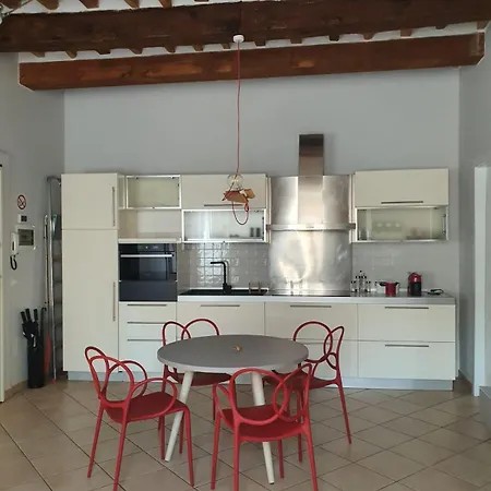 Apartment Mossotti Street Pisa
